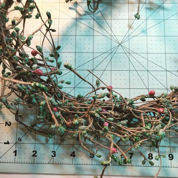 Rustic Artificial Berry Greenery Garland Farmhouse Country Cottagecore 48 inch - Picture 3 of 6